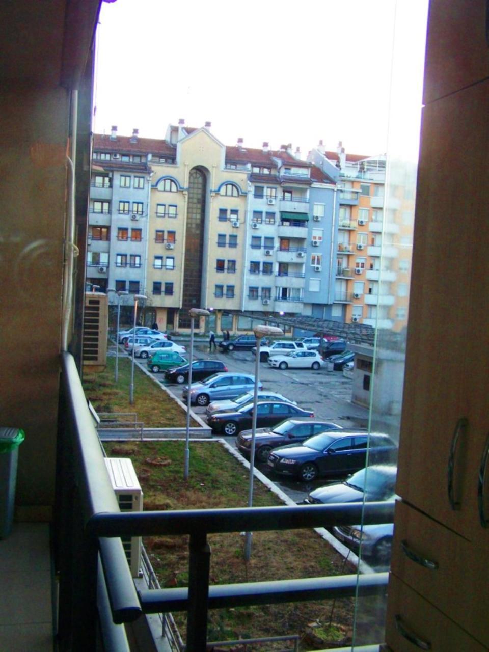 Rooms And Apartments S Belgrade Exterior photo